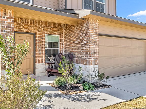 2nd image of 4706 PILLAY WAY