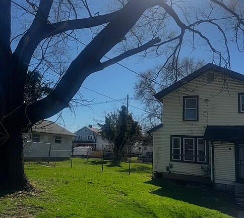 4th image of 1012 E 17th Ave