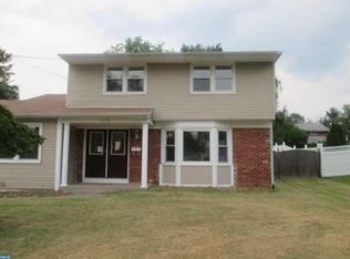 109 Beech Ave, Woodbury Heights, NJ 08097