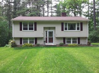 522 Michael Sears Rd, Belchertown, MA 01007