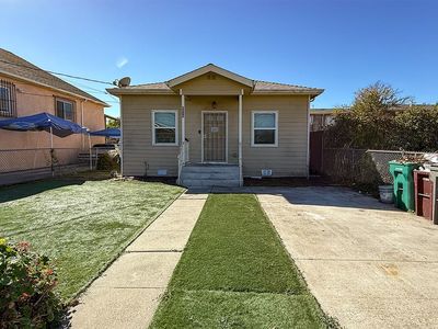 9219 Holly St, Oakland, CA, 94603
