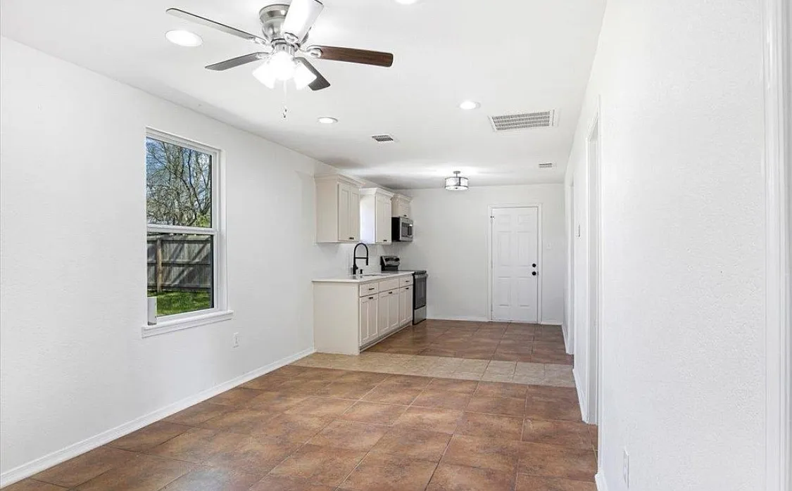 2 bed, 948 sqft, $1,150 — Photo 4