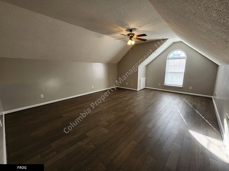 308 N Lake Pointe Dr — Photo 21