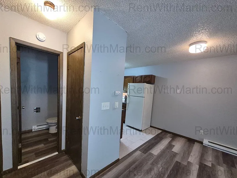 1009 Thorndale Ave — Photo 14