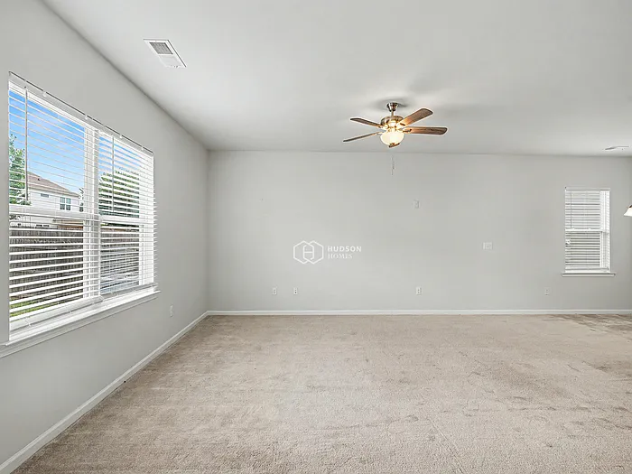 808 Royal Red Ct — Photo 6