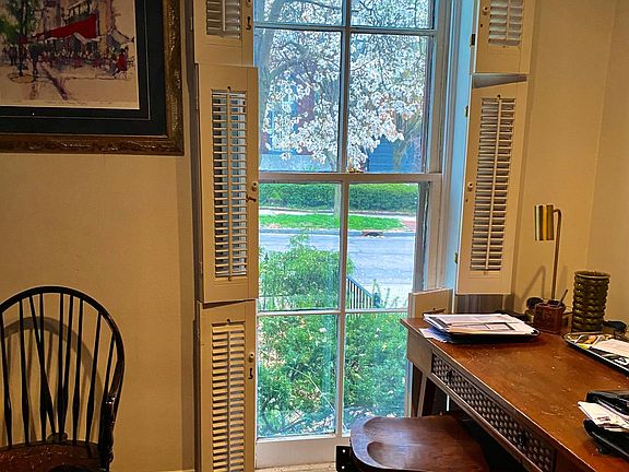 4th image of 166 Park St #1