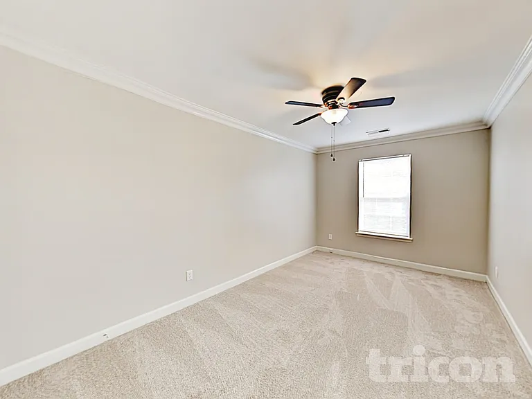 4700 Winterberry Ln — Photo 11