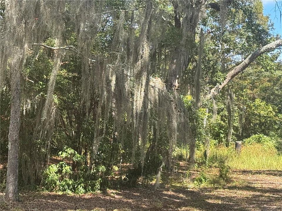 2nd image of Lemaire Island Rd