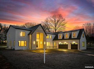 67 Hickory Ln, Closter, NJ 07624