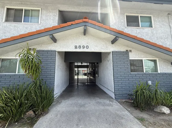 2890 E Artesia Blvd, Long Beach, CA