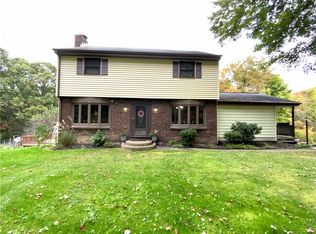 245 Murdocksville Rd, Clinton, PA 15026