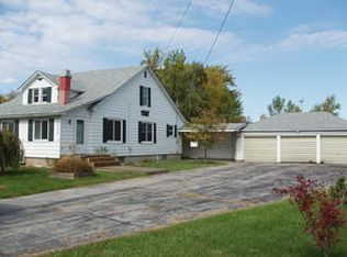 3135 E Fisher Rd, Bay City, MI 48706