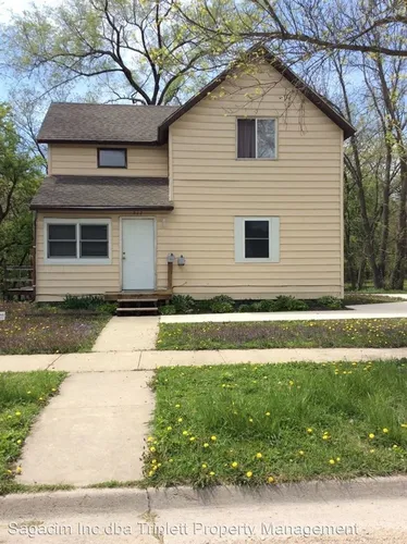 717 Depot St Photo 1