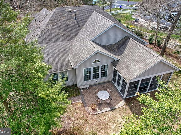 4th image of 34071 Treadwell Cir