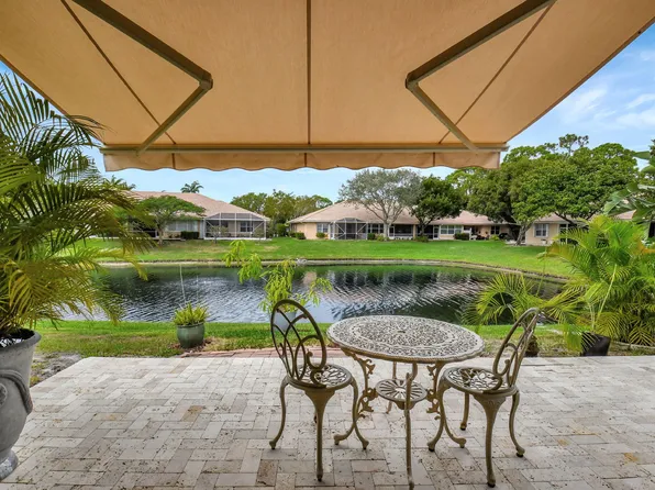 284 Coral Trace Court, Delray Beach, FL 33445