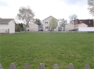 830 Essex St, Gloucester City, NJ 08030