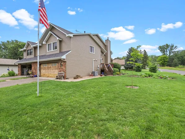 1124 Glendon St N, Maplewood, MN 55119