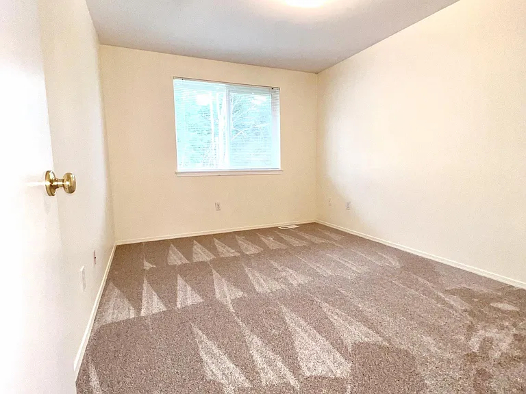 2nd Guest Bedroom