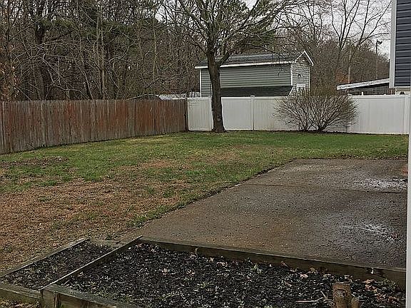 3rd image of 3105 Heather Ave