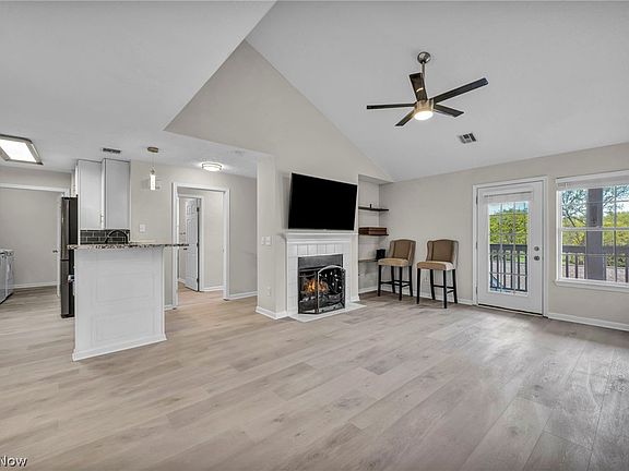 5th image of 29832 Lenox Dr Suite 227