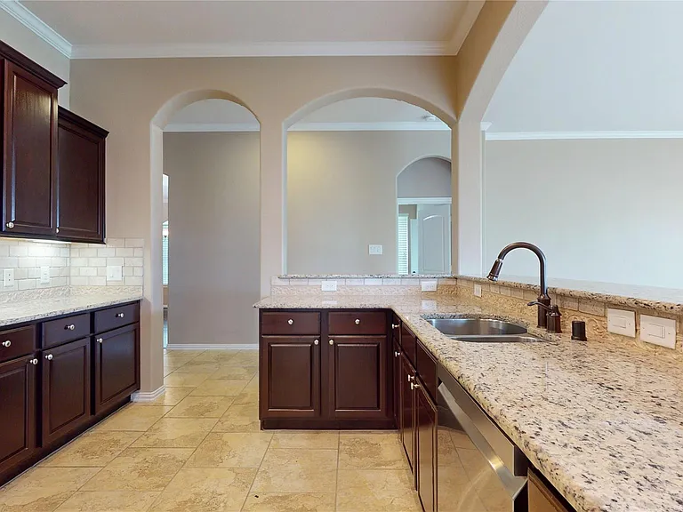 12314 Meadow Breeze Dr — Photo 17