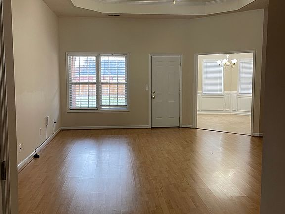 LIVING ROOM FACING BACK OF HOUSE