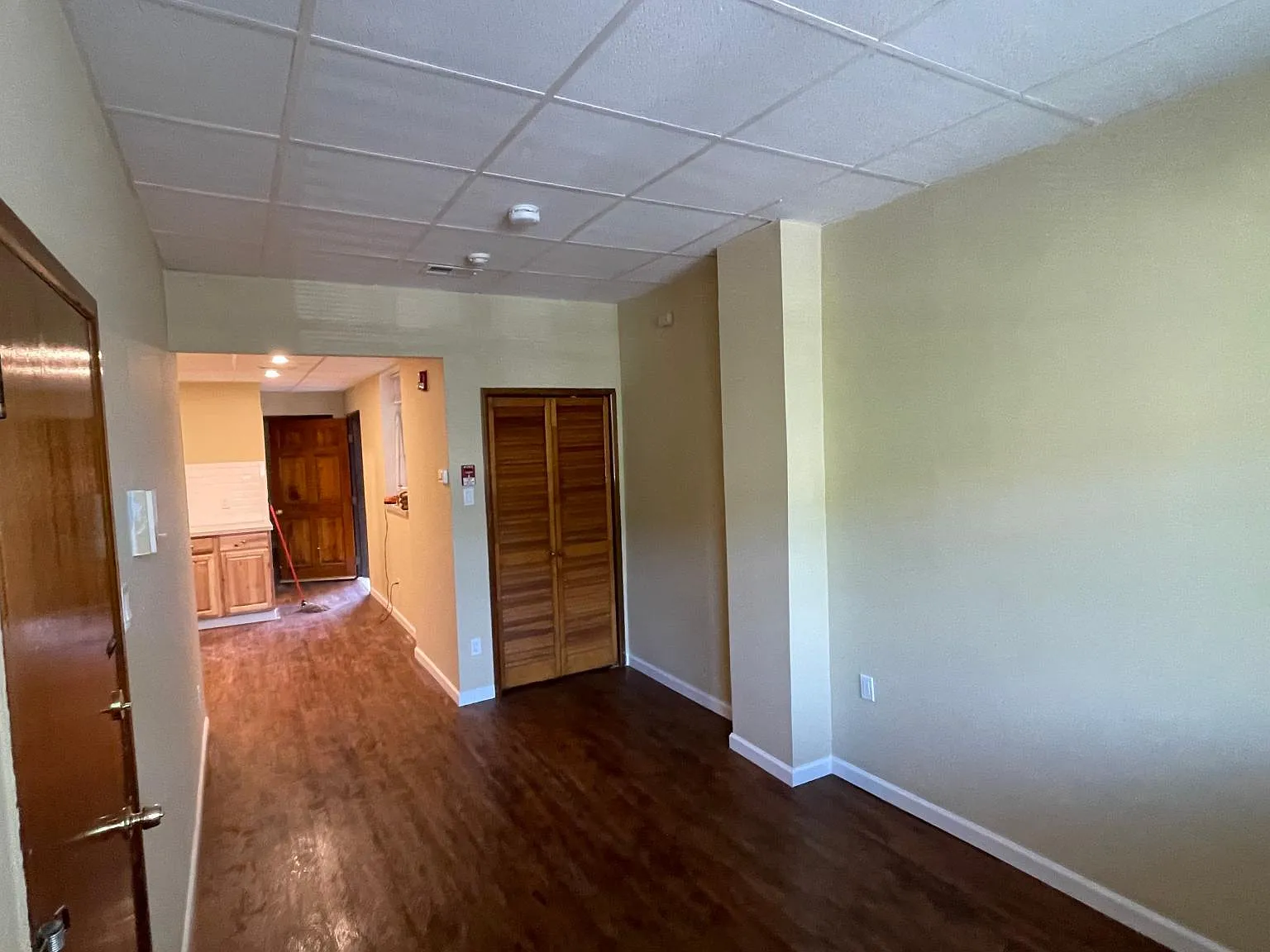 1 bed, 900 sqft, $1,500 — Photo 4