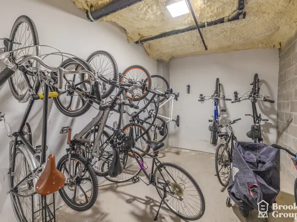 101-19 Rockaway Beach Avenue image 28 of 37