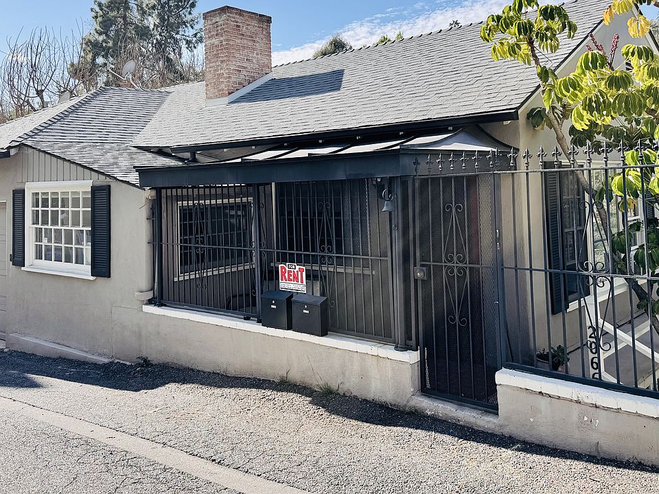 1st image of 2068 Paramount Dr