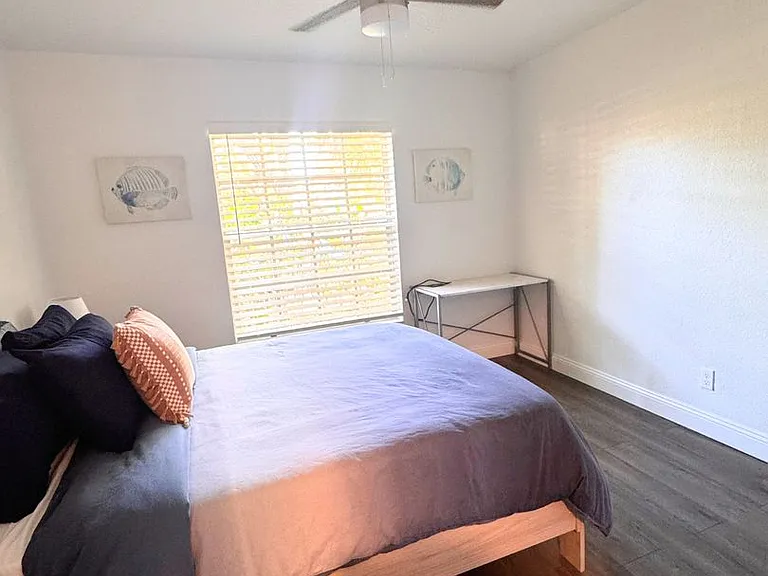 654 Capistrano Ct — Photo 11