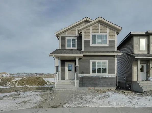 454 S Heartland Way, Cochrane, AB T4C 0M6