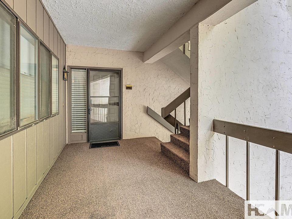 1st image of 407 Overlook Road #2C