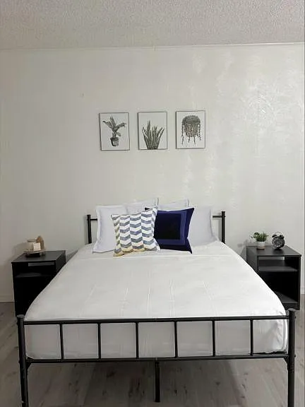 542 Longfellow Blvd #4 — Photo 3