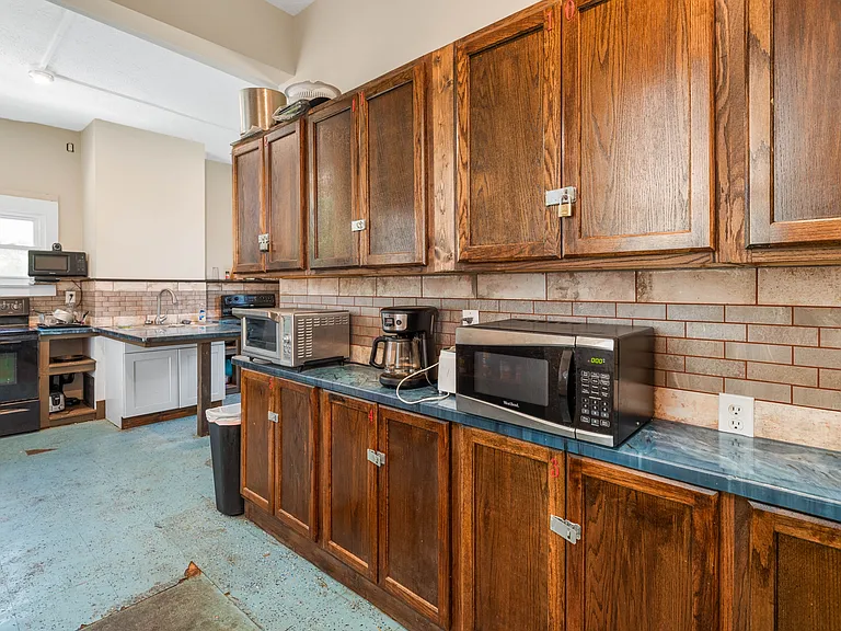 Shared Kitchen Space