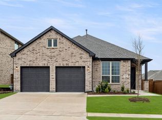 3825 Cherry Hills Dr, Sherman, TX 75090