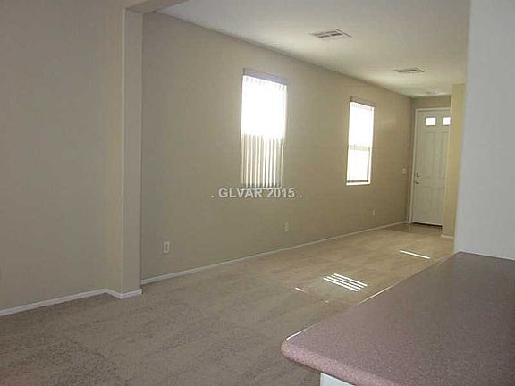 5th image of 4142 Beech Family St