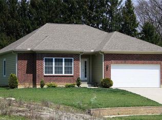 425 Stewart Dr, Yellow Springs, OH 45387