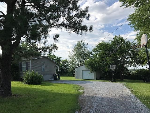 2nd image of 170 Kelvin Dr