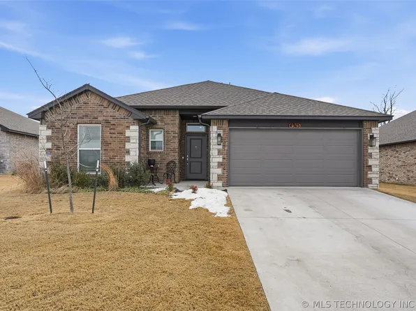 4915 E Galveston Pl, Broken Arrow, OK 74014