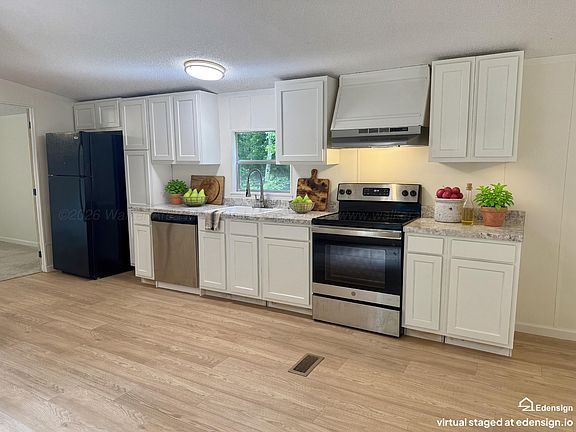 5th image of 282 Evans Cir