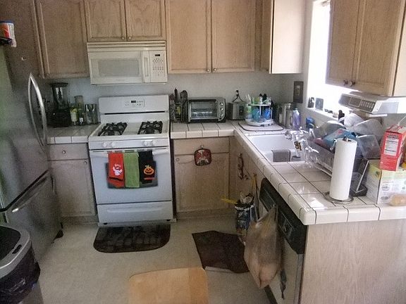 4th image of 1731 W 149th St