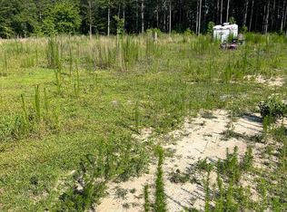 576 Mann Rd, Gay, GA 30218