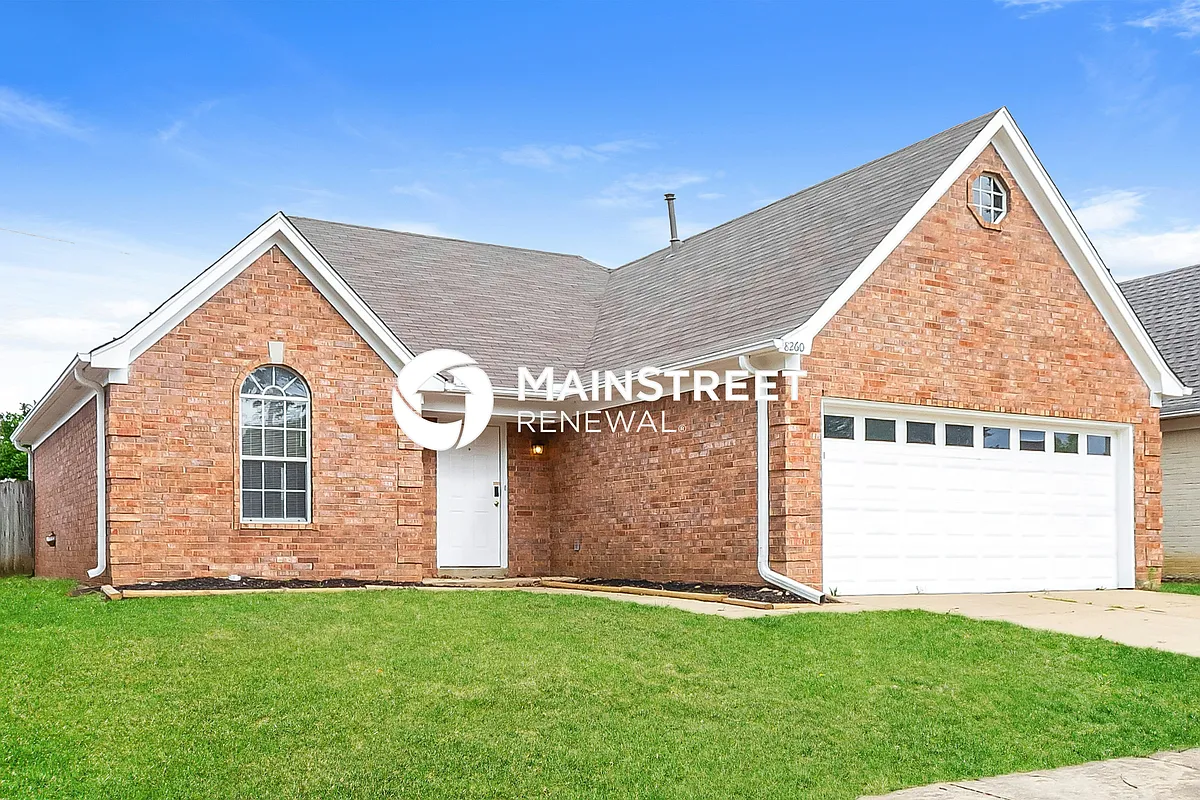 Front View - 8260 Clubview Dr