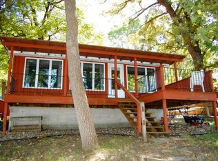 15349 212th Ave, Spirit Lake, IA 51360
