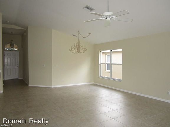 3rd image of 6460 Autumn Woods Blvd