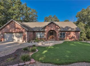 1 Reigate Ln, Bella Vista, AR 72714