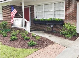 325 E 44th St, Savannah, GA 31405