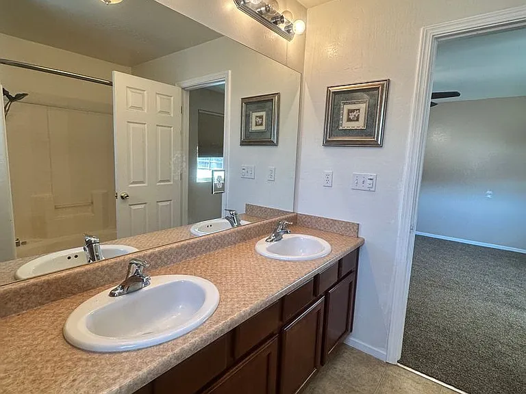 1253 Monterey Ave — Photo 14