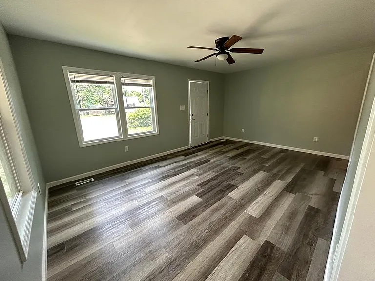 106 Bowden Dr — Photo 19