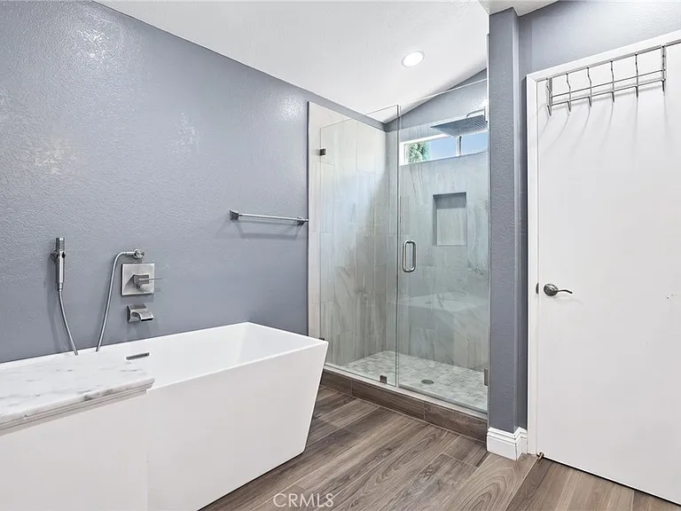 52 Touraine Pl — Photo 33